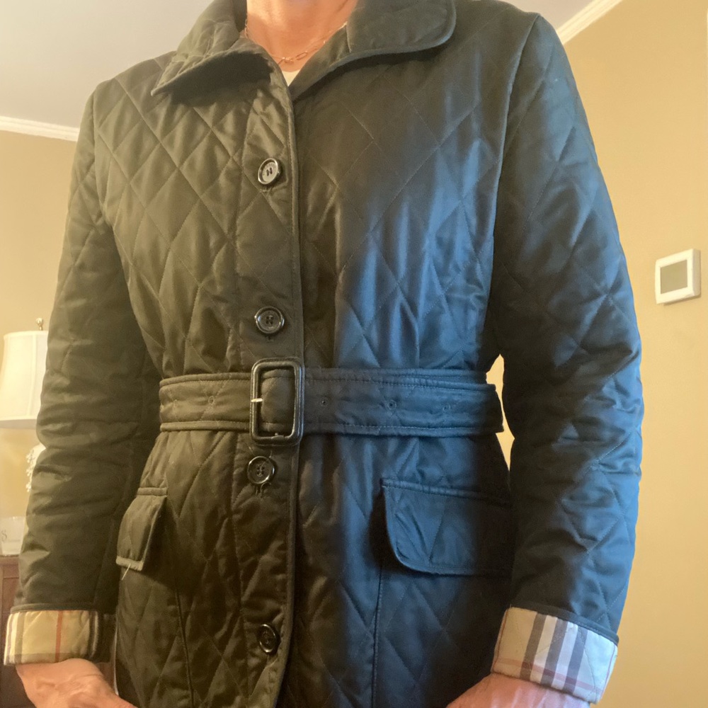 Burberry Fernleigh quilted jacket with belt